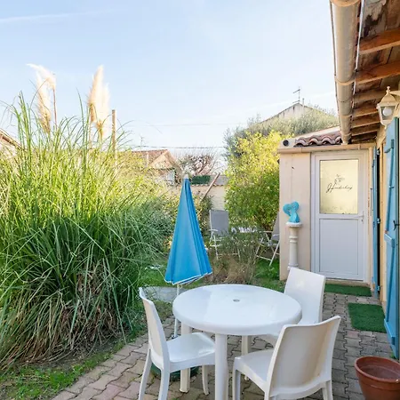Holiday home Le Houda Et En Option Nimes
