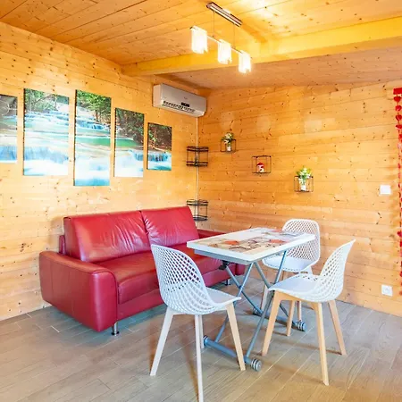 Le Houda Et En Option Holiday home Nimes