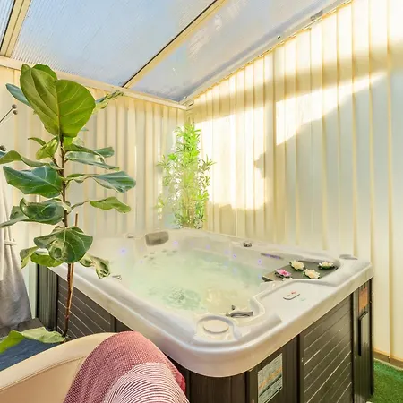 Le Houda Et En Option Holiday home