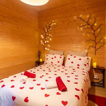 Le Houda Et En Option Nîmes